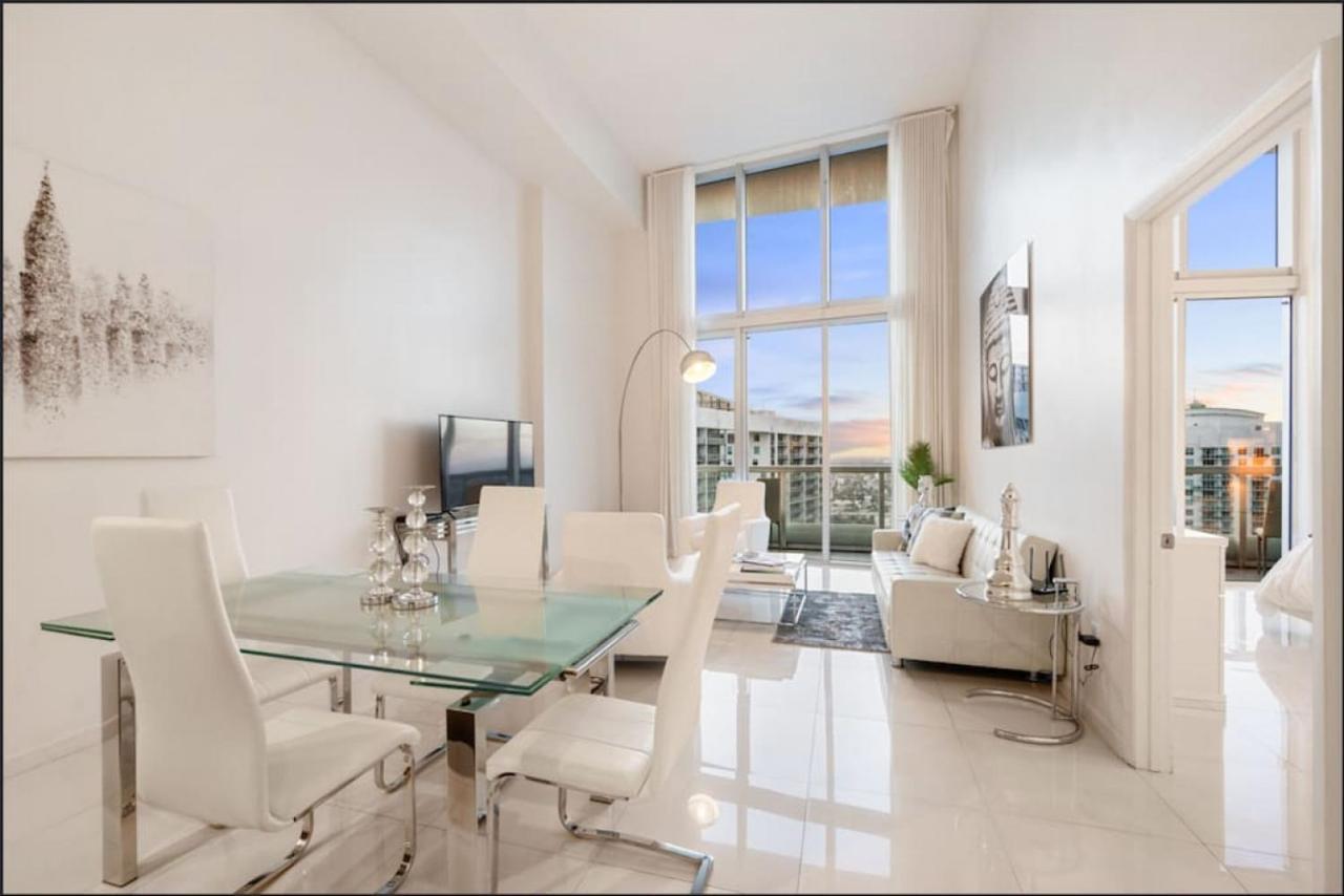 Beautiful One Bedroom Condo 16Ft Ceilings At The W Miami Exterior photo