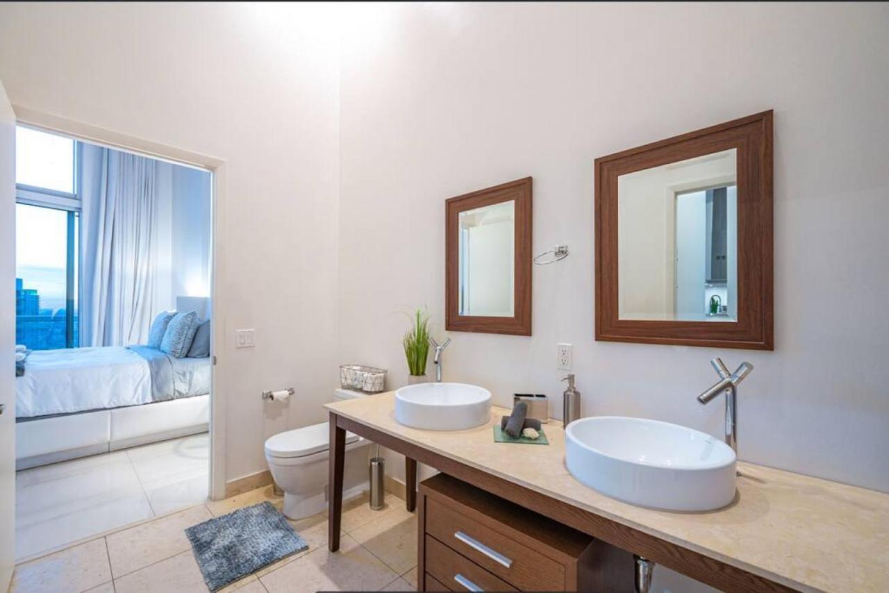 Beautiful One Bedroom Condo 16Ft Ceilings At The W Miami Exterior photo